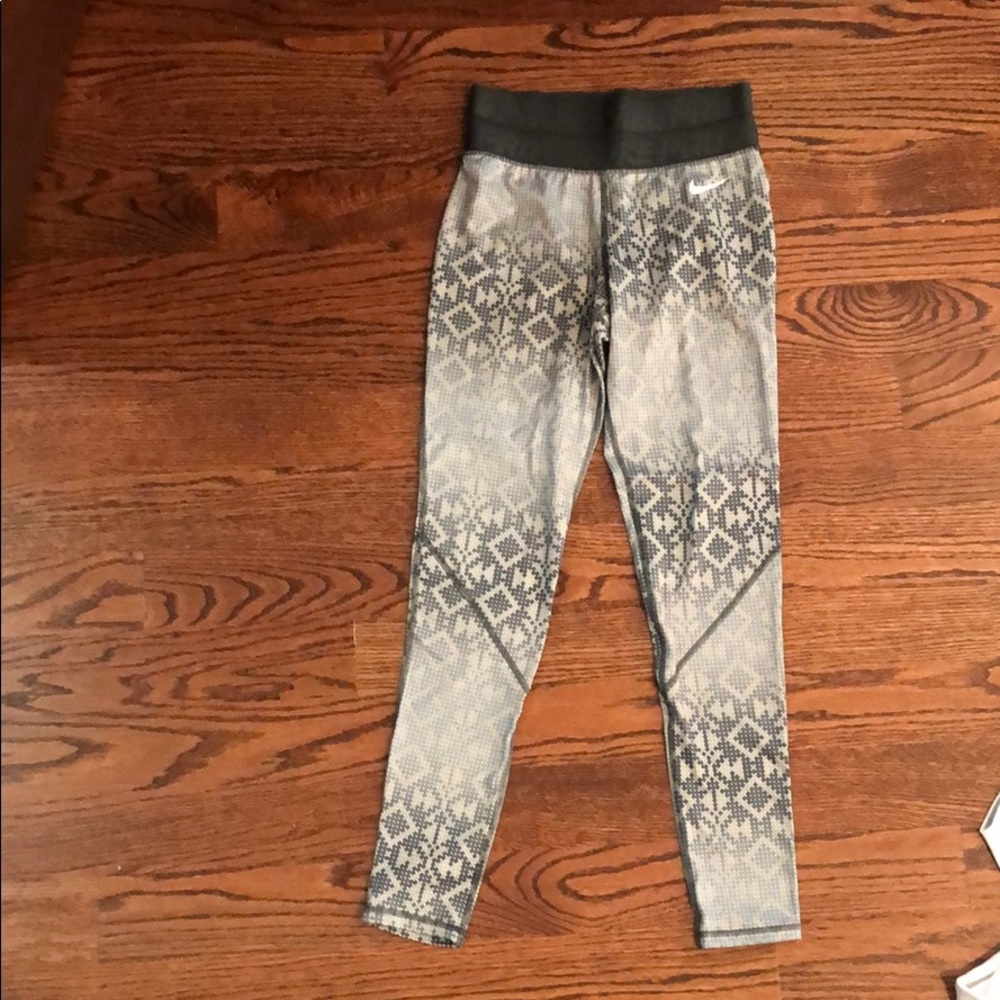 Nike pro leggings fleece lined